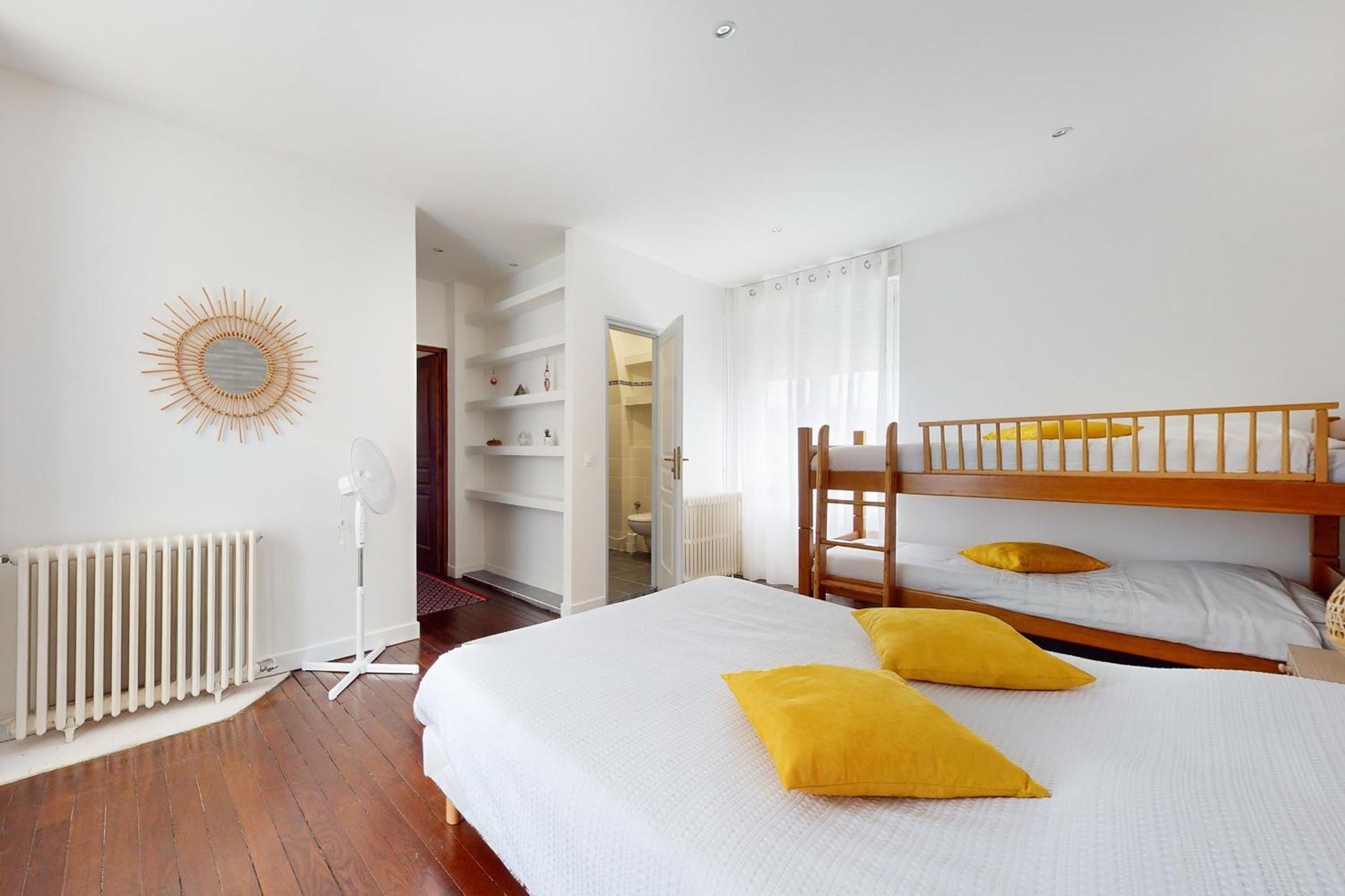 Chambre Au Manoir De L'Onde, Au Bord De L'Yonne, Pres De Sens Villeperrot Εξωτερικό φωτογραφία