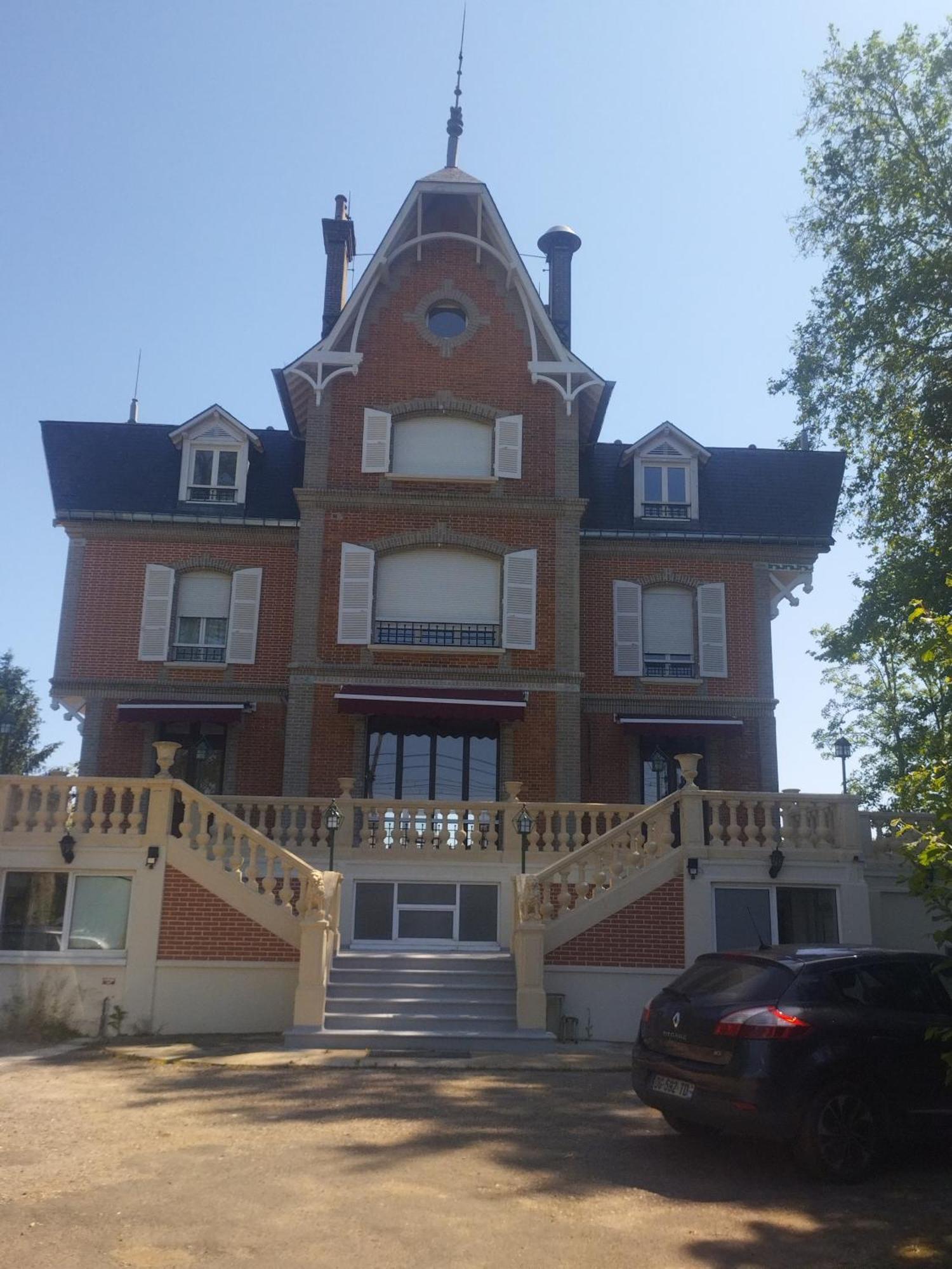 Chambre Au Manoir De L'Onde, Au Bord De L'Yonne, Pres De Sens Villeperrot Εξωτερικό φωτογραφία
